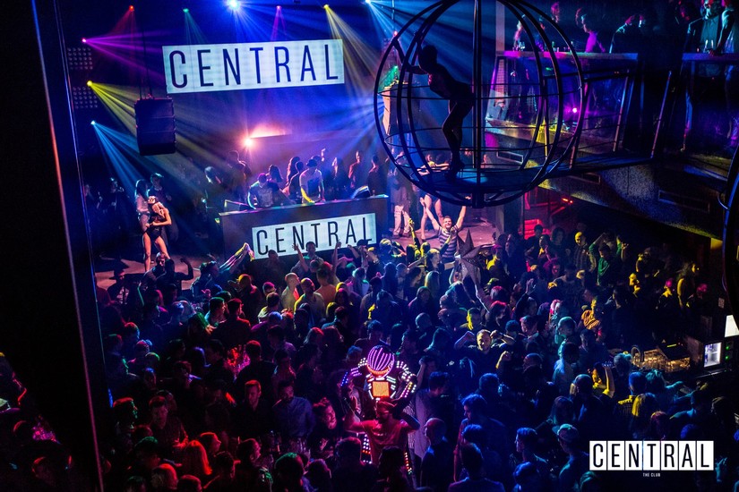 Central the Club